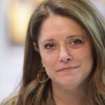 Caroline Bravo featured