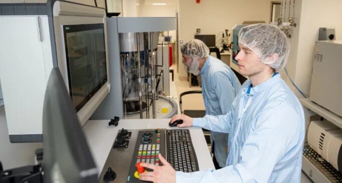 Implantable bioelectronic pacemaker is first device manufactured at new UK device hub